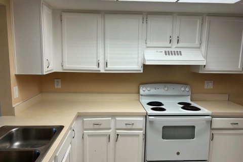 Copropriété à louer à St. Lucie, Floride: 2 chambres, 110.55 m2 № 2374542 - photo 8
