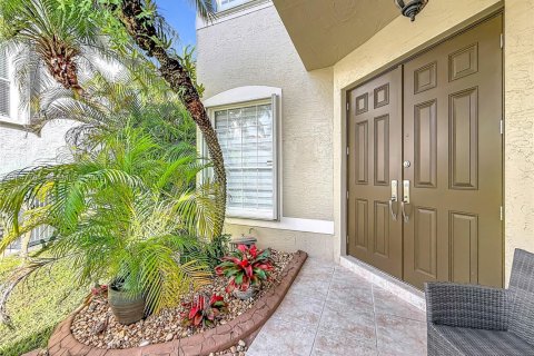 Villa ou maison à vendre à Miramar, Floride: 4 chambres, 221.39 m2 № 2274105 - photo 9