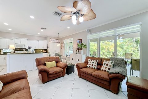 Villa ou maison à vendre à Miramar, Floride: 4 chambres, 221.39 m2 № 2274105 - photo 24