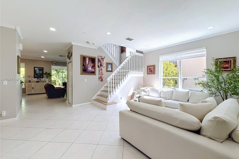 Villa ou maison à vendre à Miramar, Floride: 4 chambres, 221.39 m2 № 2274105 - photo 12