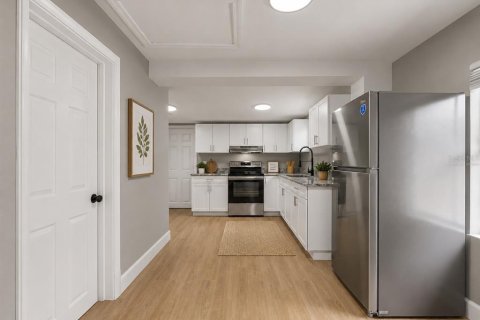 Villa ou maison à vendre à Tampa, Floride: 4 chambres, 104.24 m2 № 2329566 - photo 7