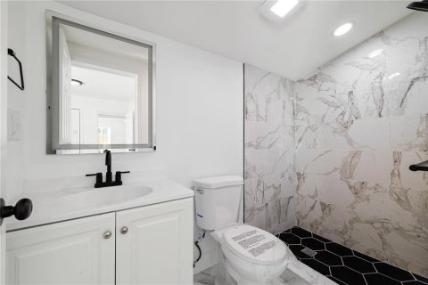 Casa en venta en Sarasota, Florida, 3 dormitorios, 102.66 m2 № 1724701 - foto 21
