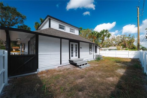 Casa en venta en Sarasota, Florida, 3 dormitorios, 102.66 m2 № 1724701 - foto 30