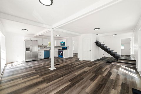 Casa en venta en Sarasota, Florida, 3 dormitorios, 102.66 m2 № 1724701 - foto 9