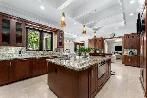 Купить виллу или дом в Пайнкрест, Флорида 9 спален, 755.85м2, № 2075021 - фото 14