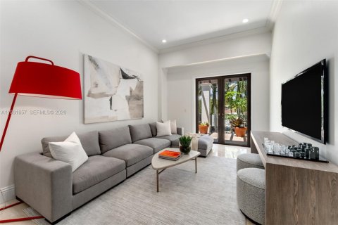 Купить виллу или дом в Пайнкрест, Флорида 9 спален, 755.85м2, № 2075021 - фото 24