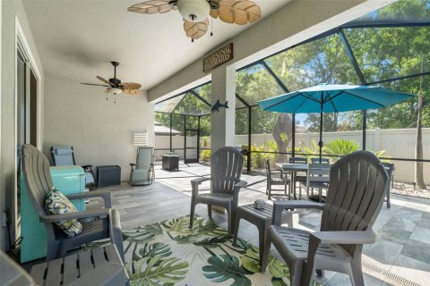 Villa ou maison à vendre à Wesley Chapel, Floride: 4 chambres, 191.1 m2 № 2412693 - photo 9
