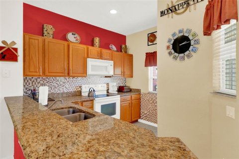Townhouse in Kissimmee, Florida 3 bedrooms, 120.31 sq.m. № 1716993 - photo 10