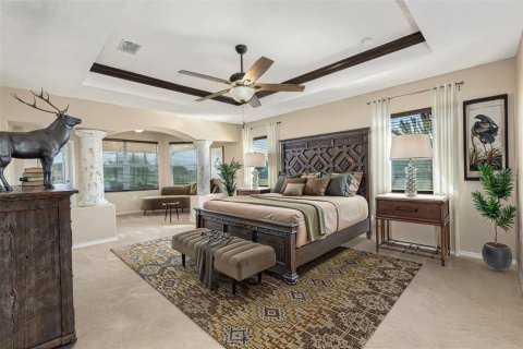 House in Tavares, Florida 4 bedrooms, 327.11 sq.m. № 2236172 - photo 10