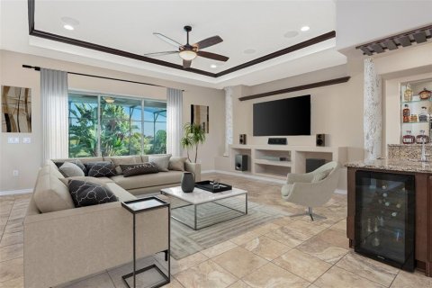House in Tavares, Florida 4 bedrooms, 327.11 sq.m. № 2236172 - photo 5