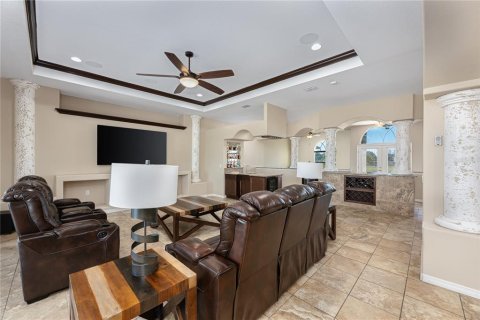 House in Tavares, Florida 4 bedrooms, 327.11 sq.m. № 2236172 - photo 7