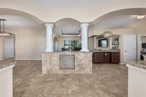 House in Tavares, Florida 4 bedrooms, 327.11 sq.m. № 2236172 - photo 17
