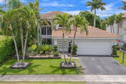 Villa ou maison à Weston, Floride 4 chambres, 196.95 m2 № 2270543