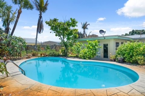 Casa en venta en Jensen Beach, Florida, 3 dormitorios, 131.46 m2 № 2077789 - foto 17