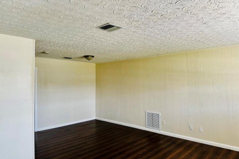 Casa en venta en St. Lucie, Florida, 3 dormitorios, 117.06 m2 № 2180174 - foto 5
