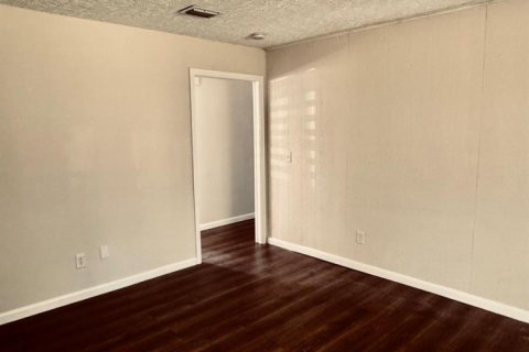 Casa en venta en St. Lucie, Florida, 3 dormitorios, 117.06 m2 № 2180174 - foto 6