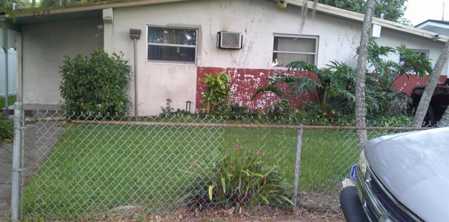 Villa ou maison à Fort Lauderdale, Floride 3 chambres, 80.27 m2 № 2083558