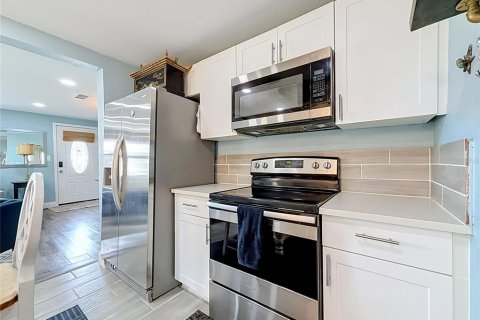 Villa ou maison à vendre à Saint Petersburg, Floride: 2 chambres, 89.19 m2 № 2267234 - photo 20
