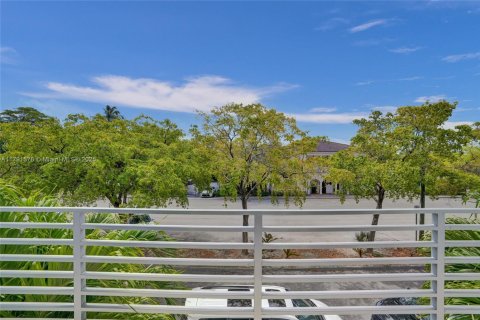 Купить таунхаус в Помпано-Бич, Флорида 3 спальни, 264.49м2, № 1957727 - фото 26