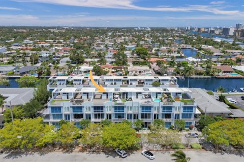 Купить таунхаус в Помпано-Бич, Флорида 3 спальни, 264.49м2, № 1957727 - фото 2