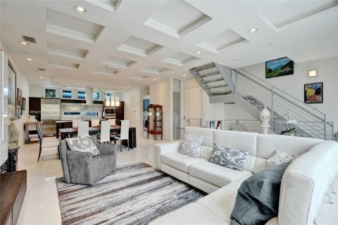 Купить таунхаус в Помпано-Бич, Флорида 3 спальни, 264.49м2, № 1957727 - фото 22