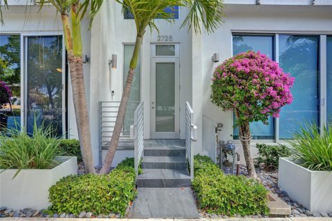 Купить таунхаус в Помпано-Бич, Флорида 3 спальни, 264.49м2, № 1957727 - фото 6