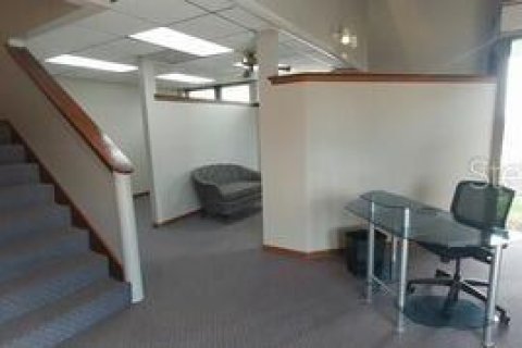 Immobilier commercial à vendre à Titusville, Floride: 145.11 m2 № 2415489 - photo 5