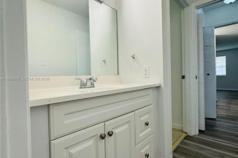 Купить кондоминиум в Мирамар, Флорида 2 спальни, 100.71м2, № 2048333 - фото 19