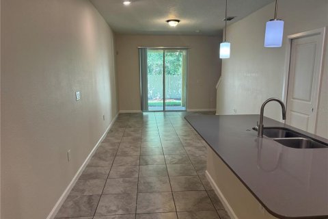 Touwnhouse à louer à Orlando, Floride: 3 chambres, 120.4 m2 № 2416800 - photo 8