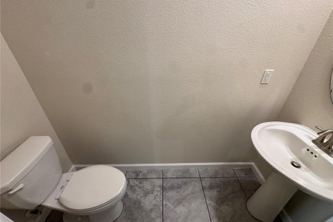Touwnhouse à louer à Orlando, Floride: 3 chambres, 120.4 m2 № 2416800 - photo 12