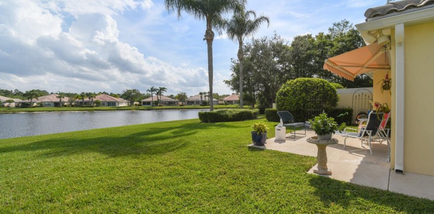 Villa ou maison à Hobe Sound, Floride 2 chambres, 160.35 m2 № 860411