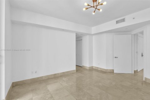 Condominio en venta en Miami, Florida, 2 dormitorios, 142.05 m2 № 1768766 - foto 3