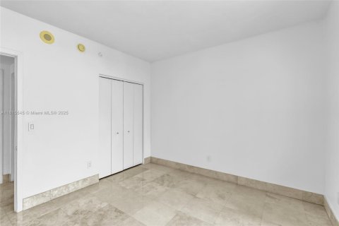 Condominio en venta en Miami, Florida, 2 dormitorios, 142.05 m2 № 1768766 - foto 16