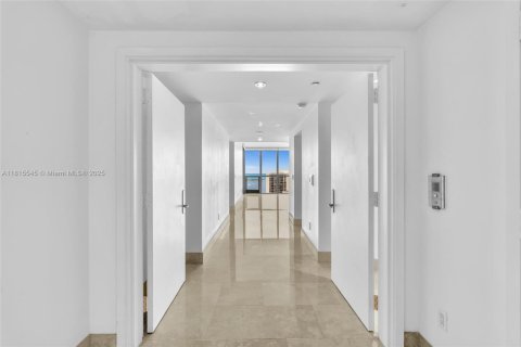 Condominio en venta en Miami, Florida, 2 dormitorios, 142.05 m2 № 1768766 - foto 5