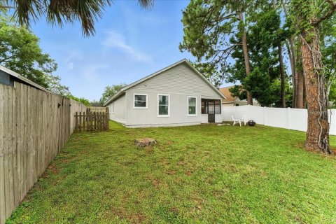 House in Sanford, Florida 3 bedrooms, 119.75 sq.m. № 1823001 - photo 27