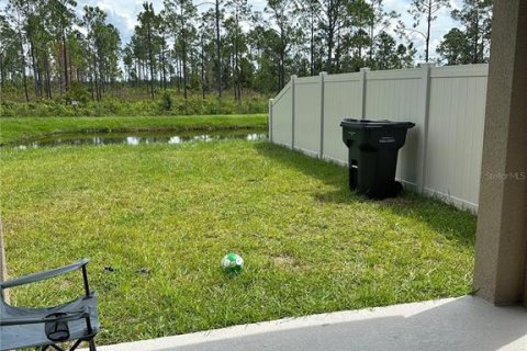 Villa ou maison à vendre à Poinciana, Floride: 4 chambres, 169.83 m2 № 2410175 - photo 15