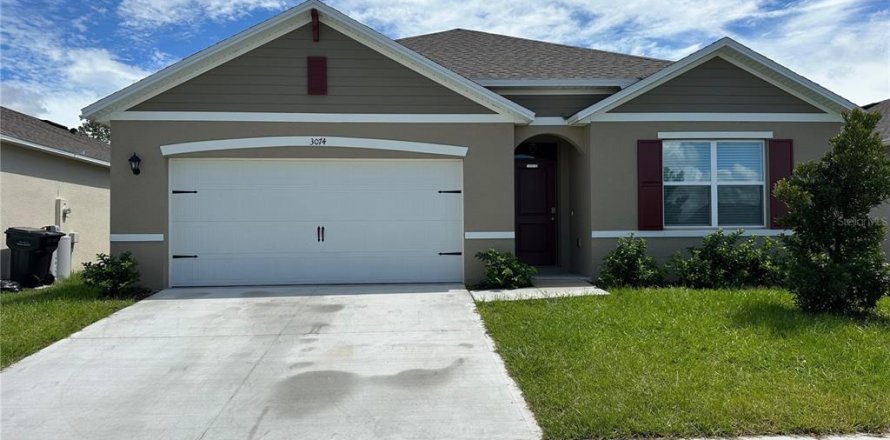 Villa ou maison à Poinciana, Floride 4 chambres, 169.83 m2 № 2410175