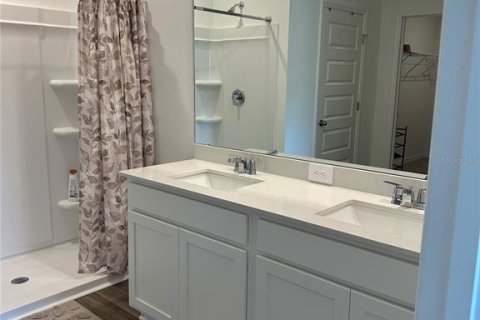 Villa ou maison à vendre à Poinciana, Floride: 4 chambres, 169.83 m2 № 2410175 - photo 8