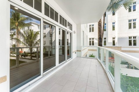 Condo in Riviera Beach, Florida, 2 bedrooms № 2190047 - photo 30
