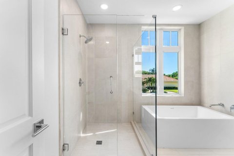 Condo in Riviera Beach, Florida, 2 bedrooms № 2190047 - photo 24
