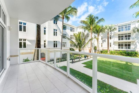 Condo in Riviera Beach, Florida, 2 bedrooms № 2190047 - photo 29