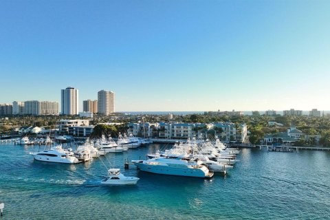 Condo in Riviera Beach, Florida, 2 bedrooms № 2190047 - photo 7