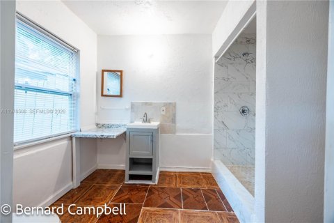 Снять в аренду виллу или дом в Форт-Лодердейл, Флорида 3 спальни, 167.41м2, № 2043988 - фото 17