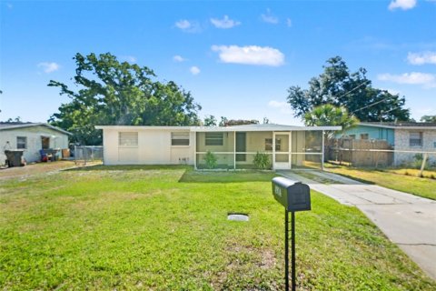 Casa en Tampa, Florida 4 dormitorios, 138.33 m2 № 2138100