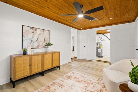 Villa ou maison à vendre à Tampa, Floride: 4 chambres, 138.33 m2 № 2138100 - photo 8