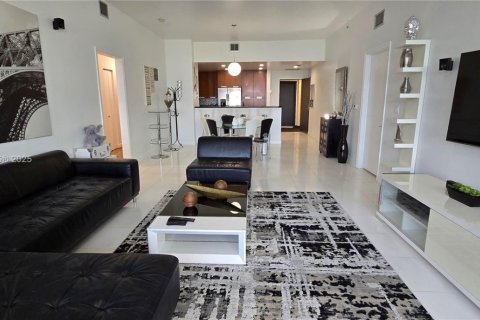 Condo in North Bay Village, Florida, 3 bedrooms  № 1970115