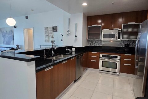 Condo in North Bay Village, Florida, 3 bedrooms  № 1970115 - photo 7