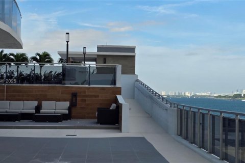 Condo in North Bay Village, Florida, 3 bedrooms  № 1970115 - photo 28