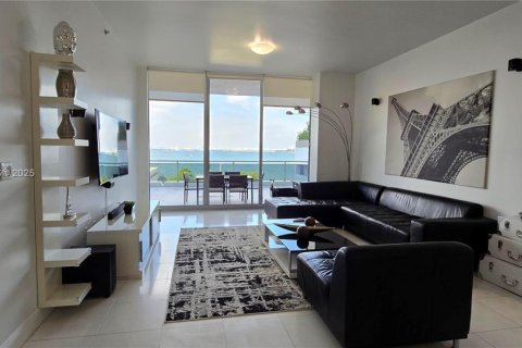 Condo in North Bay Village, Florida, 3 bedrooms  № 1970115 - photo 3