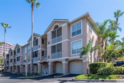 Condo à Tampa, Floride, 1 chambre  № 2420357